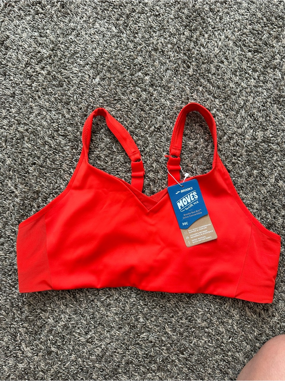 NWT Brooks Women’s Jamberry Sports Bra
